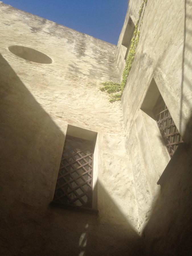דירות אמנטיאה Palazzo Carratelli מראה חיצוני תמונה